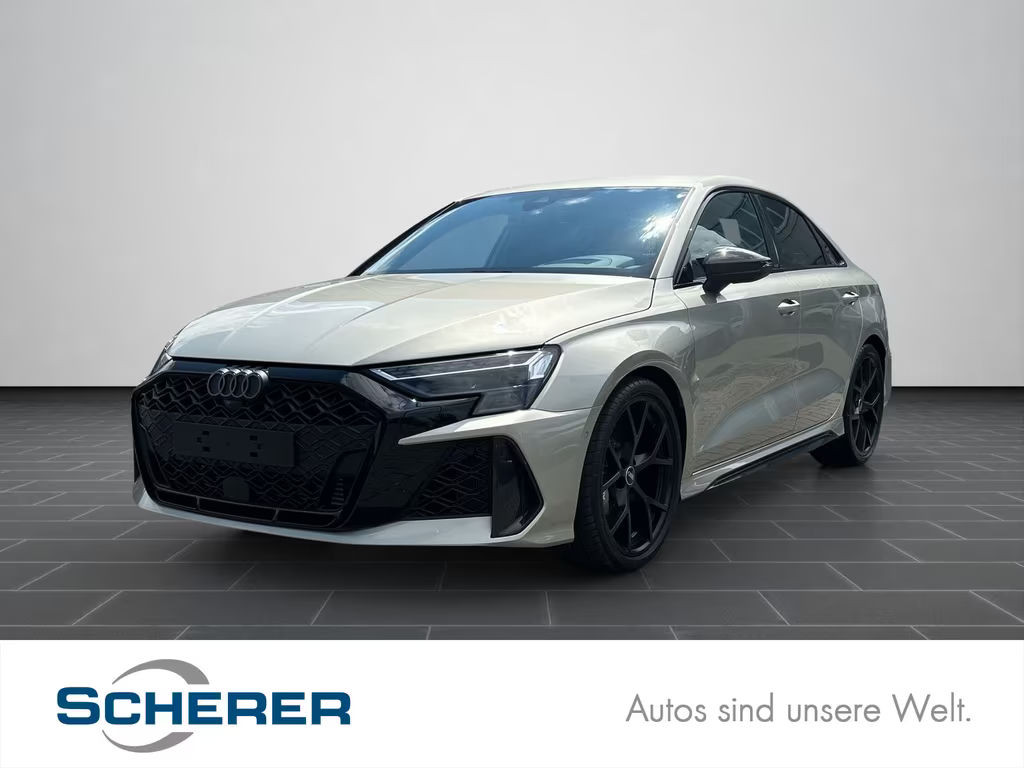 Audi RS3 Sedan Quattro S-Tronic