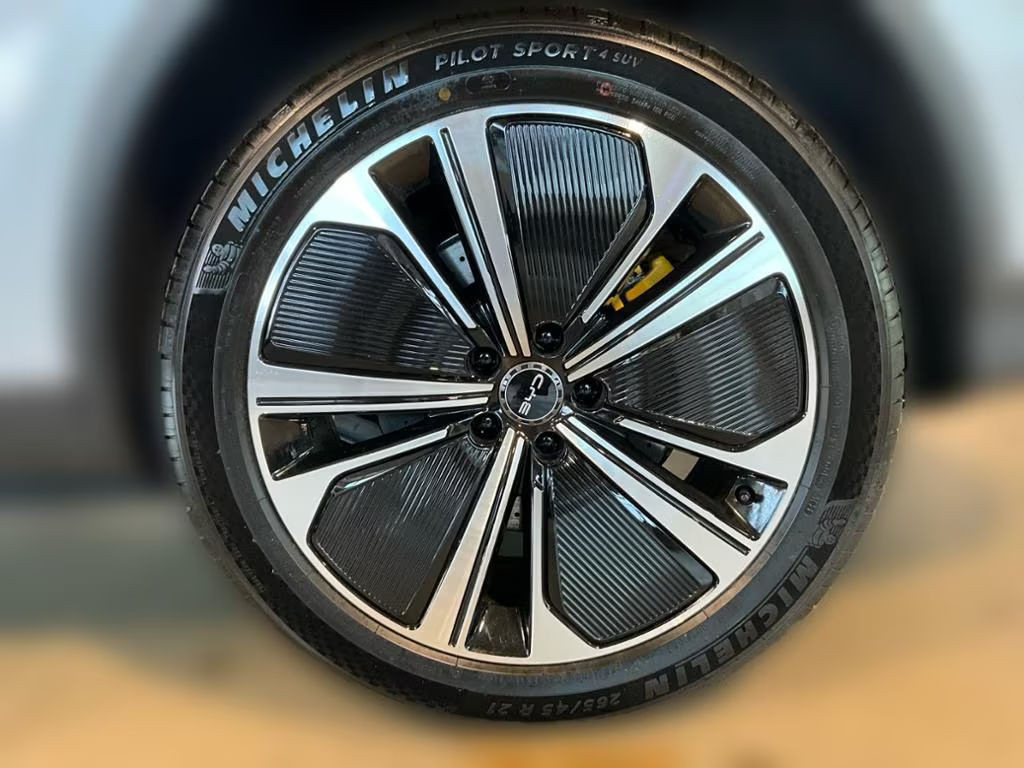 BYD Tang