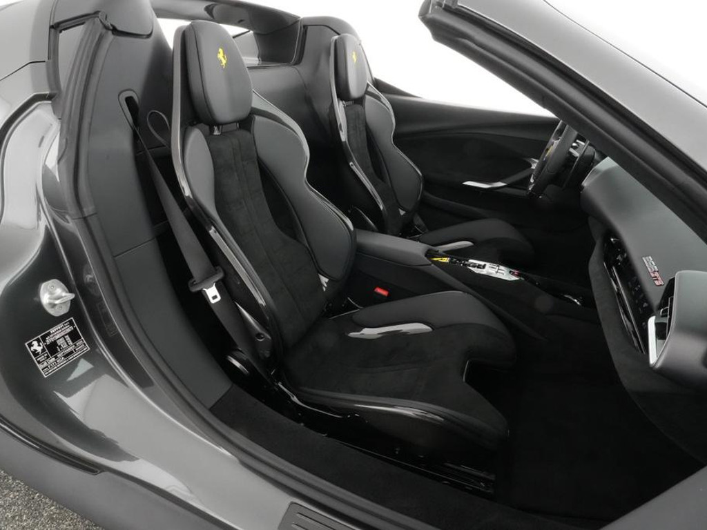 Ferrari 296 GTS