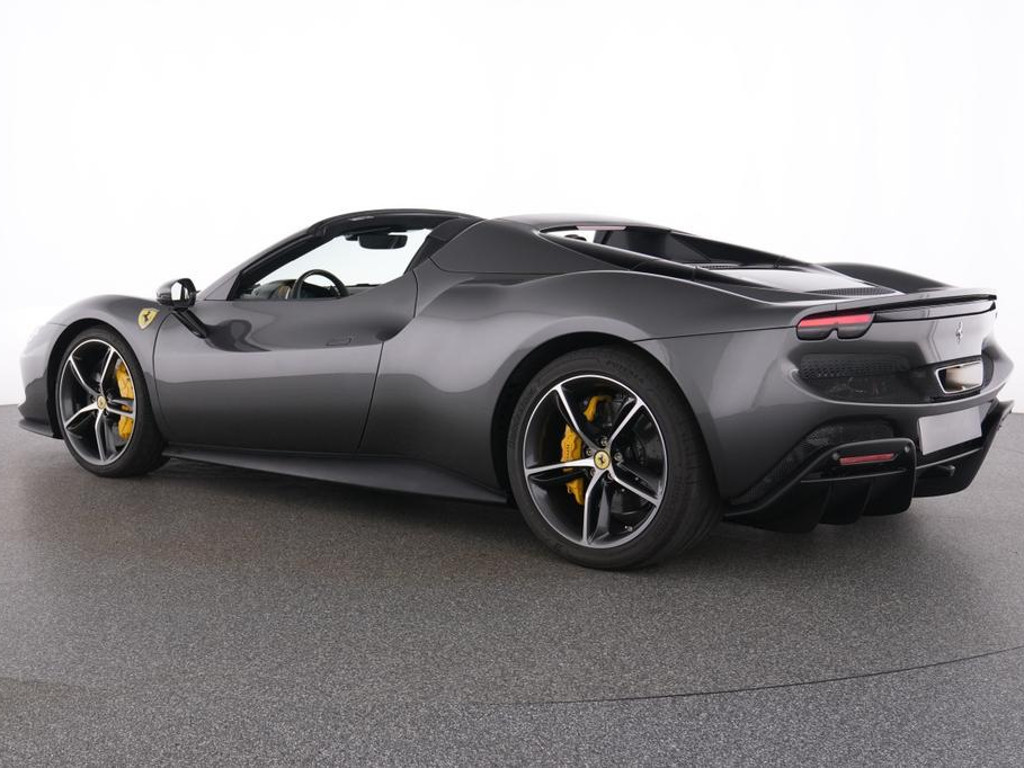 Ferrari 296 GTS