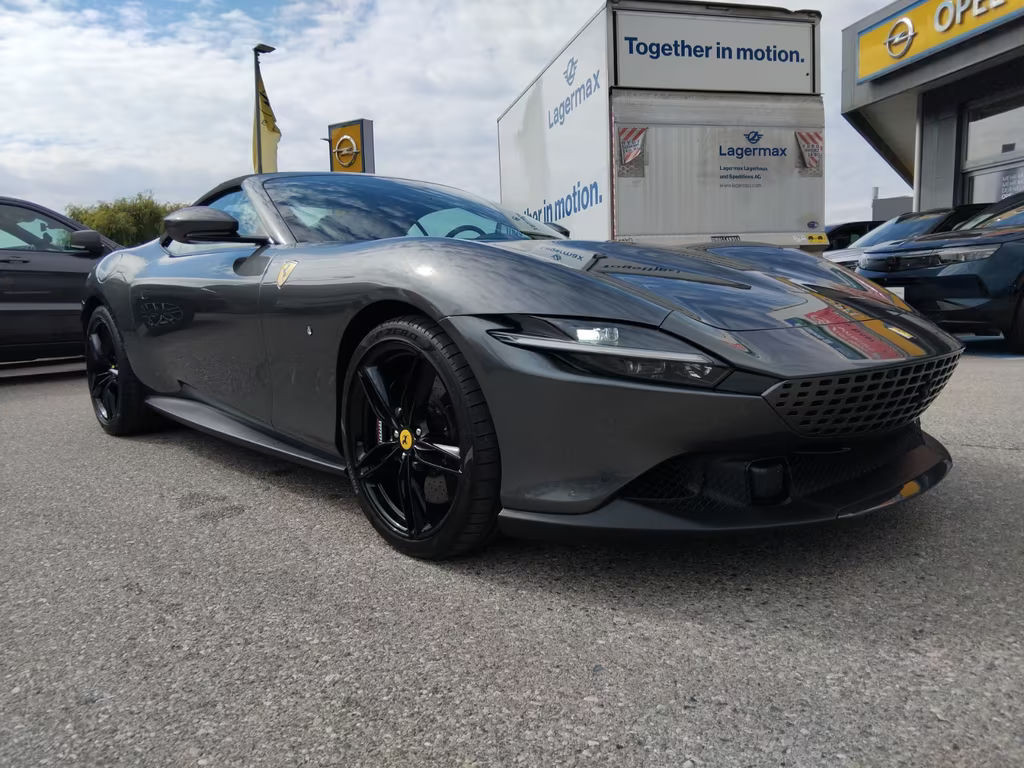 Ferrari Roma Spider