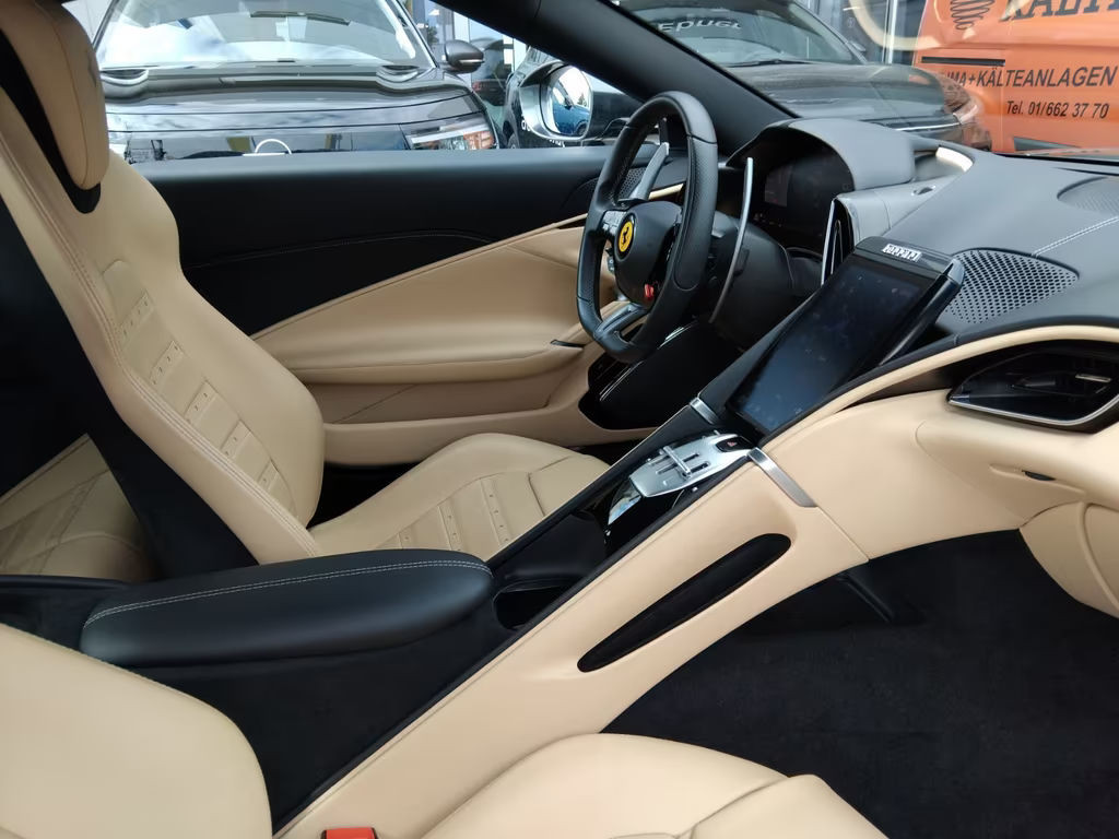 Ferrari Roma