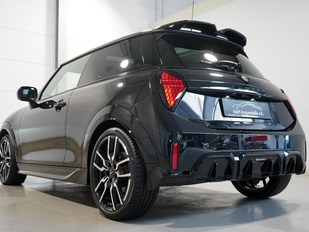 Mini John Cooper Works Coupe