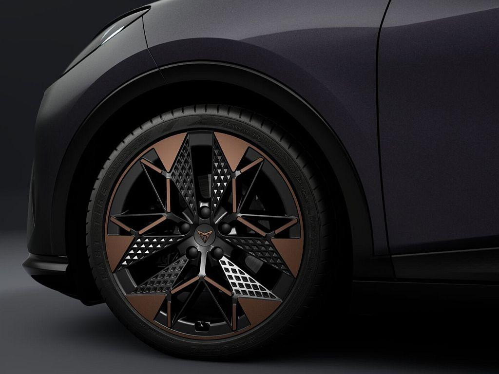 Cupra Raval