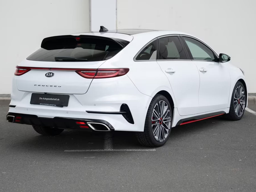 Kia ProCeed
