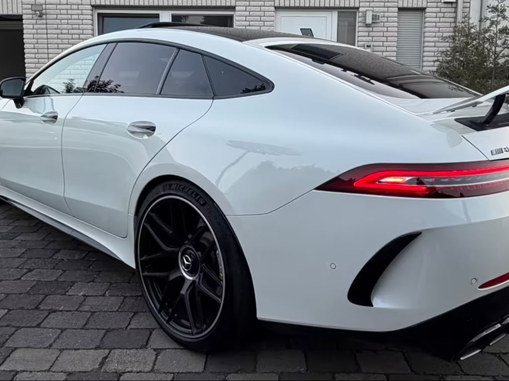 Mercedes-Benz AMG GT