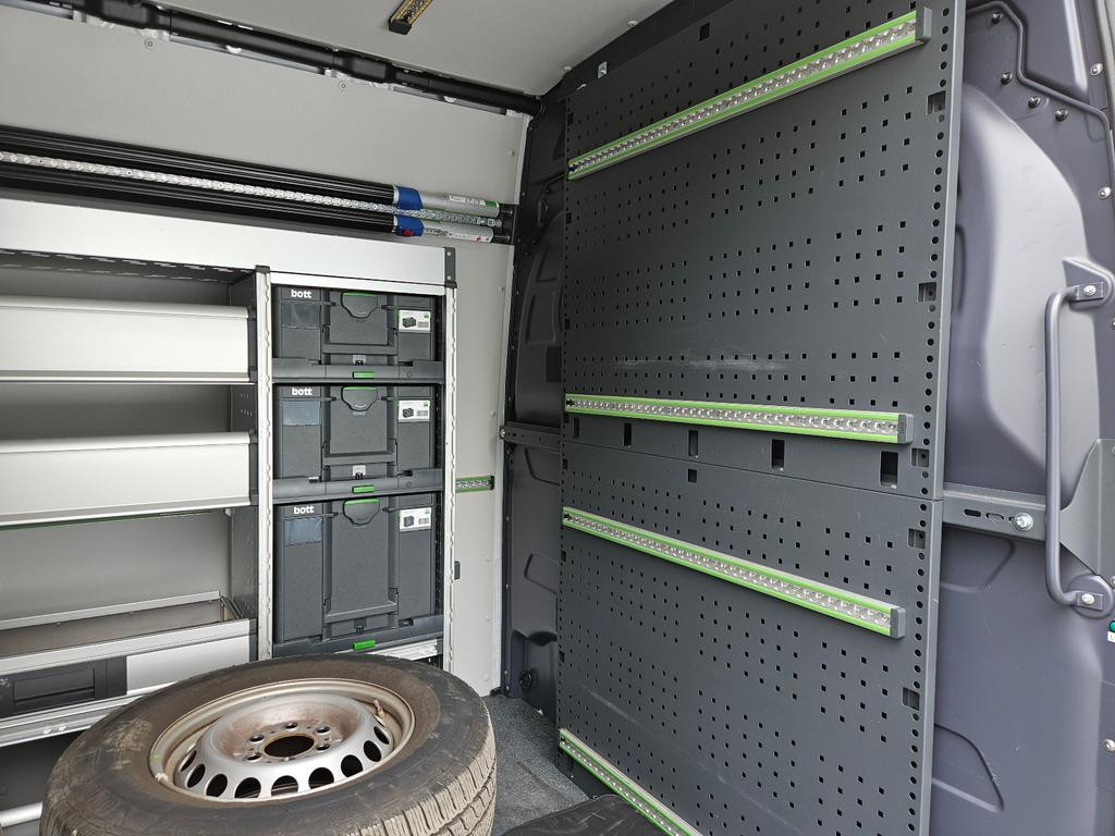 Mercedes-Benz eSprinter
