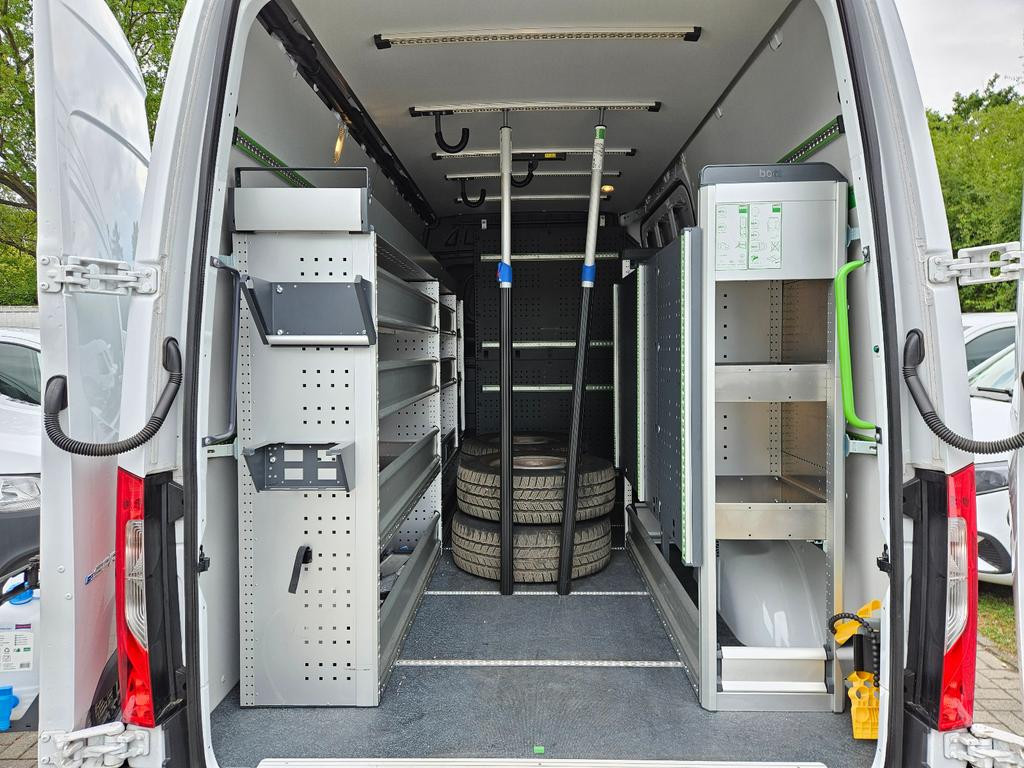 Mercedes-Benz eSprinter