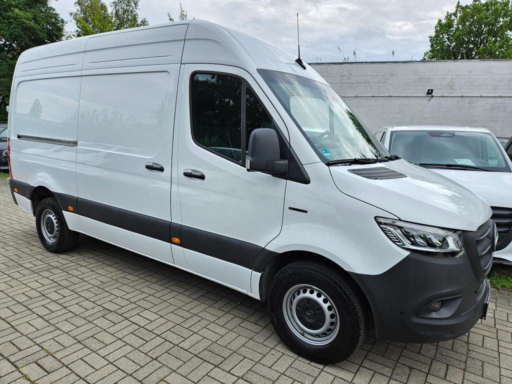 Mercedes-Benz eSprinter