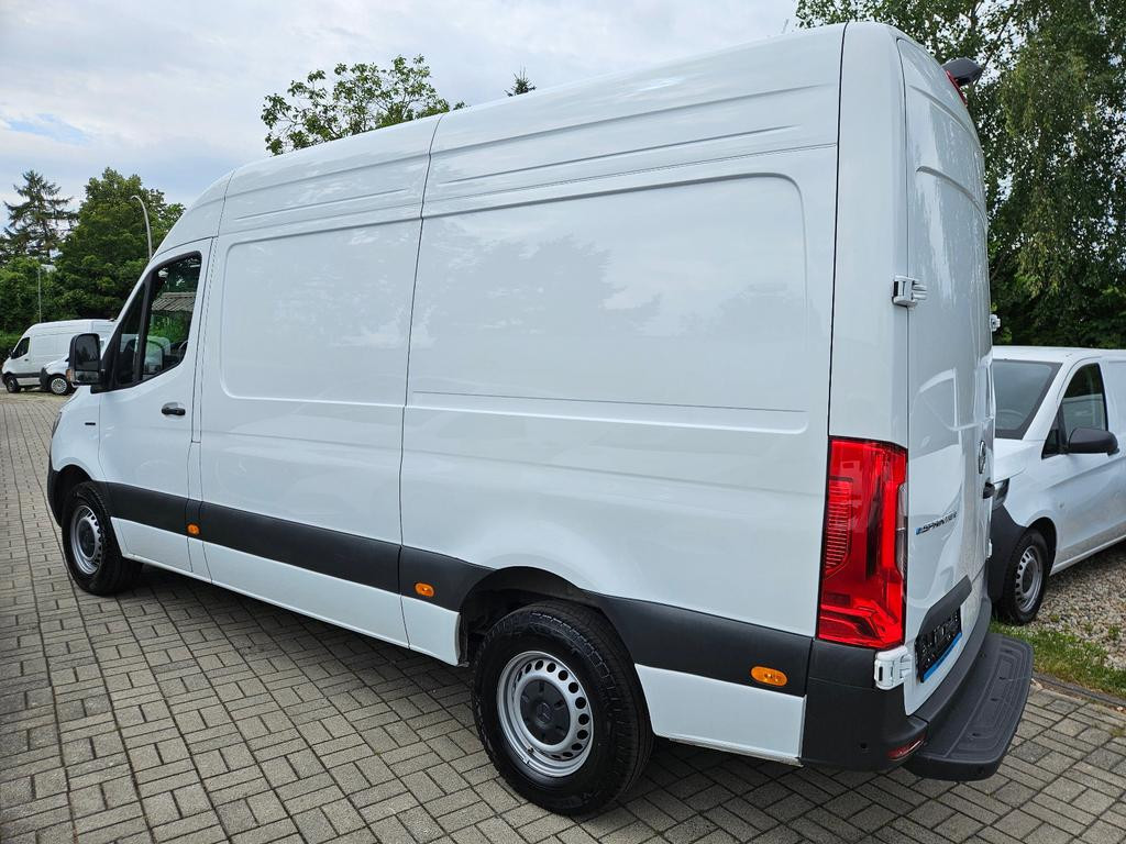 Mercedes-Benz eSprinter