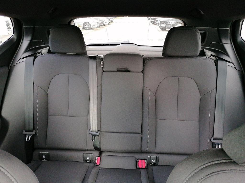 Volvo EX40
