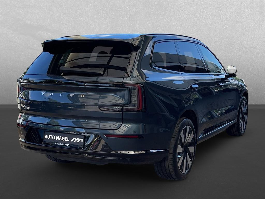 Volvo EX90