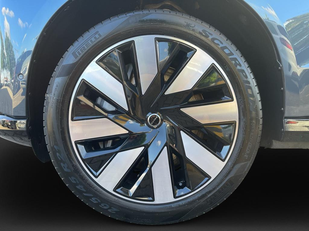 Volvo EX90