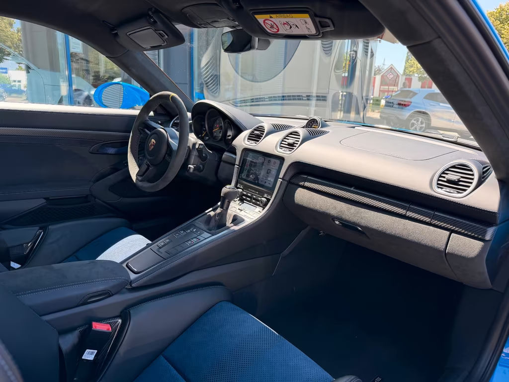 Porsche Cayman