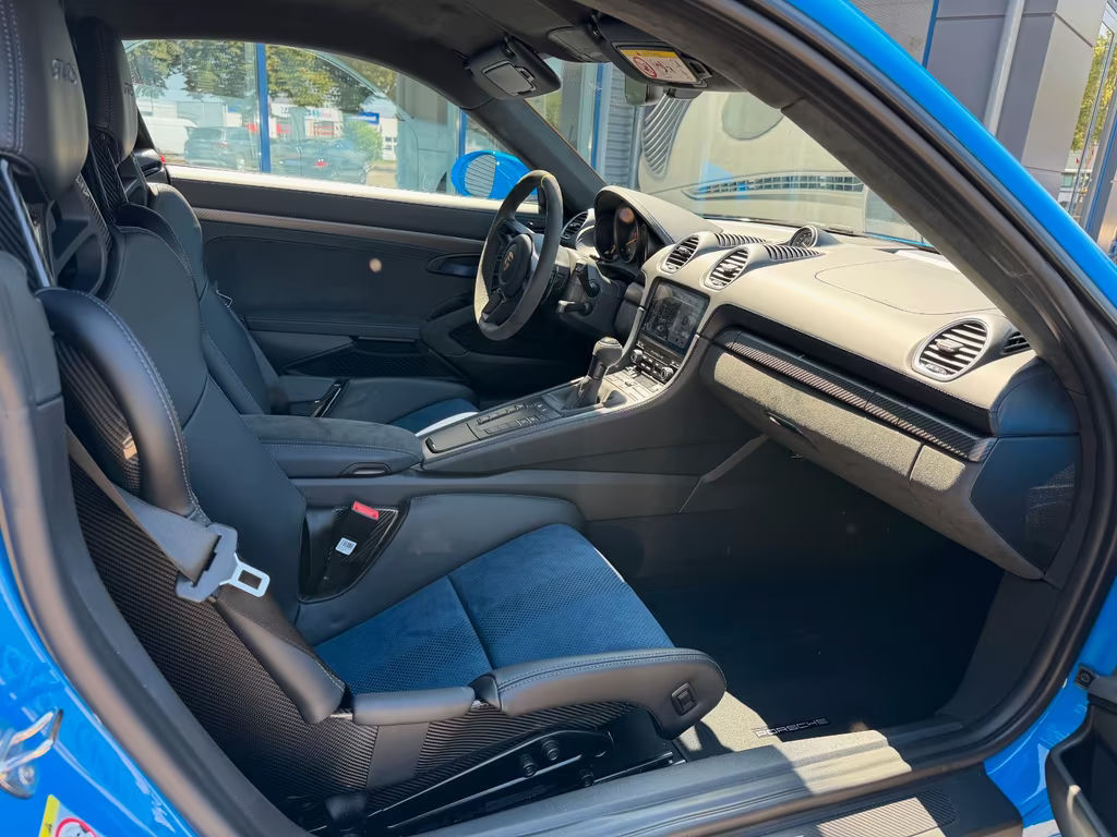 Porsche Cayman