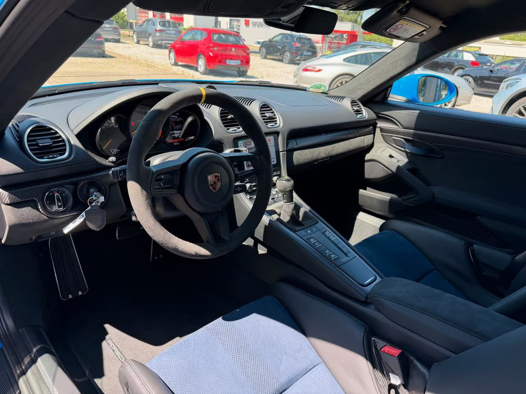 Porsche Cayman