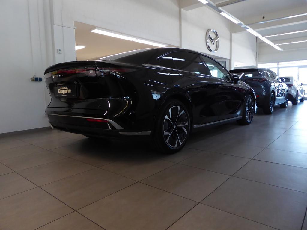 Mazda 6e