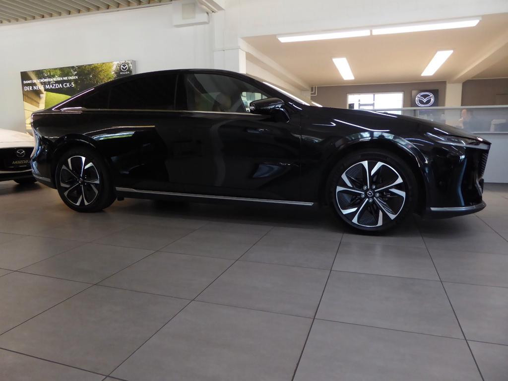 Mazda 6e