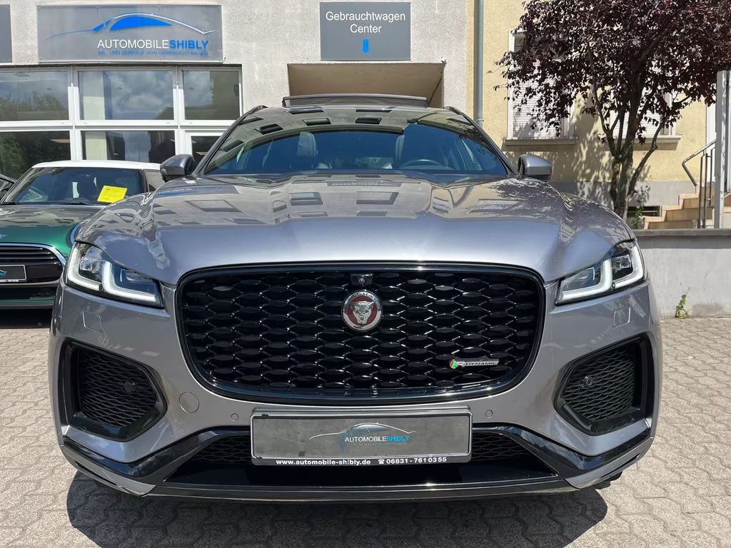 Jaguar F-Pace