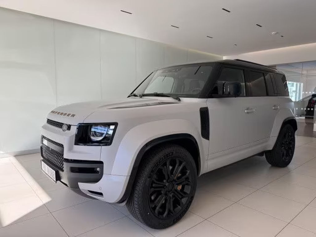 Land Rover Defender 110