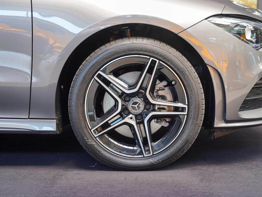 Mercedes-Benz CLA-Klasse