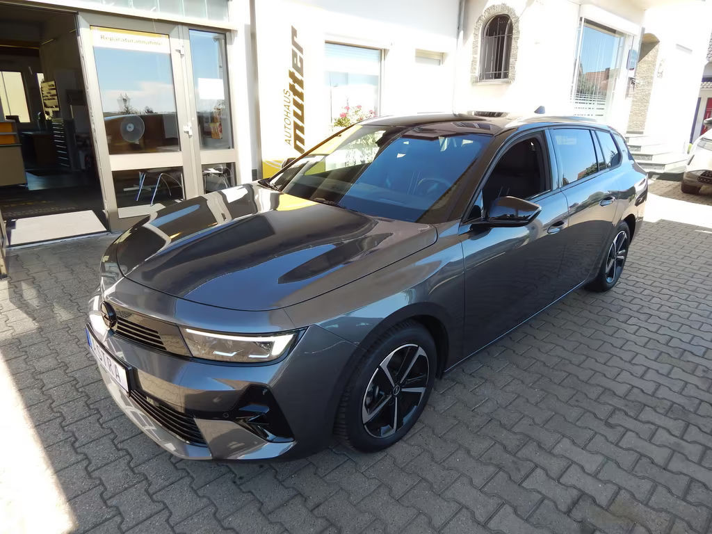Opel Astra Sports Tourer Grand Sport GS-Line