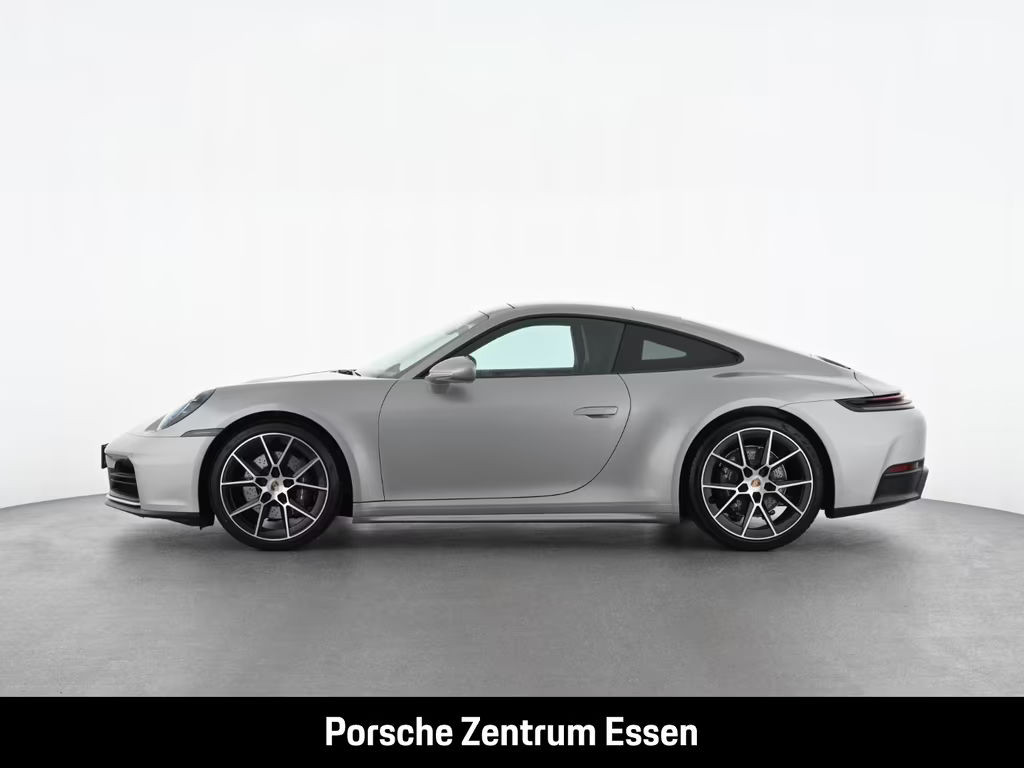 Porsche 911 992 Carrera