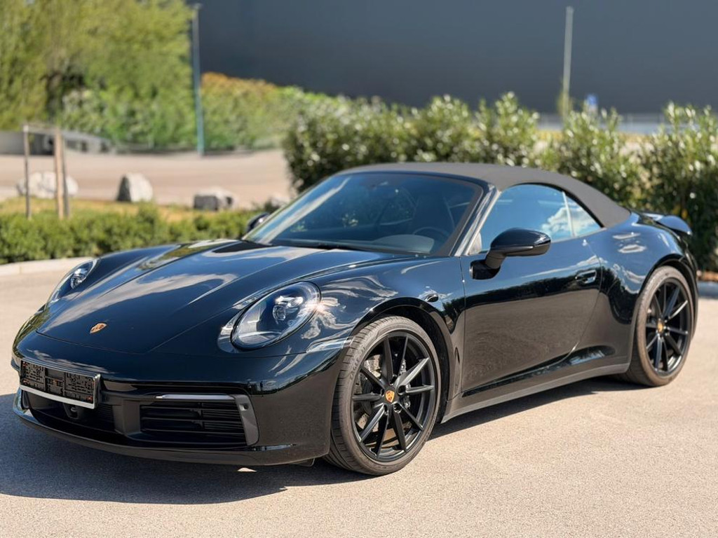 Porsche 911 992 Carrera Cabriolet