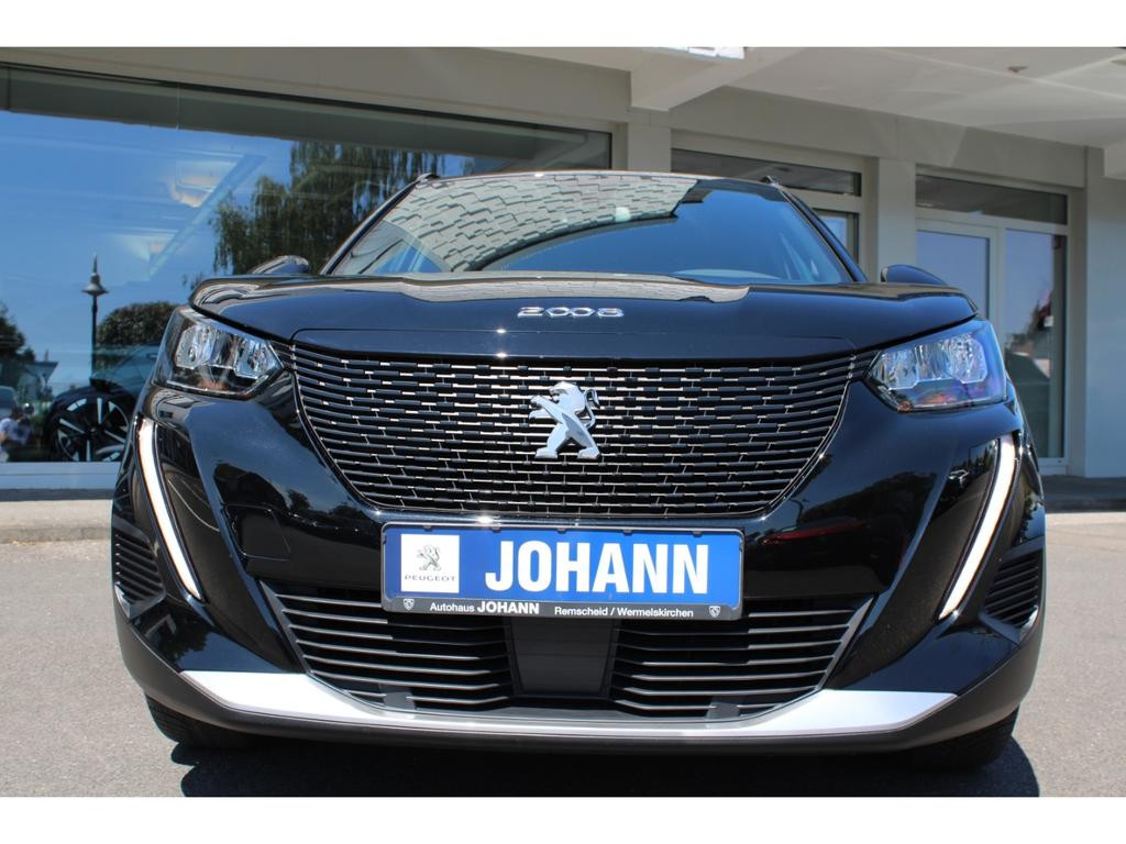 Peugeot e-2008