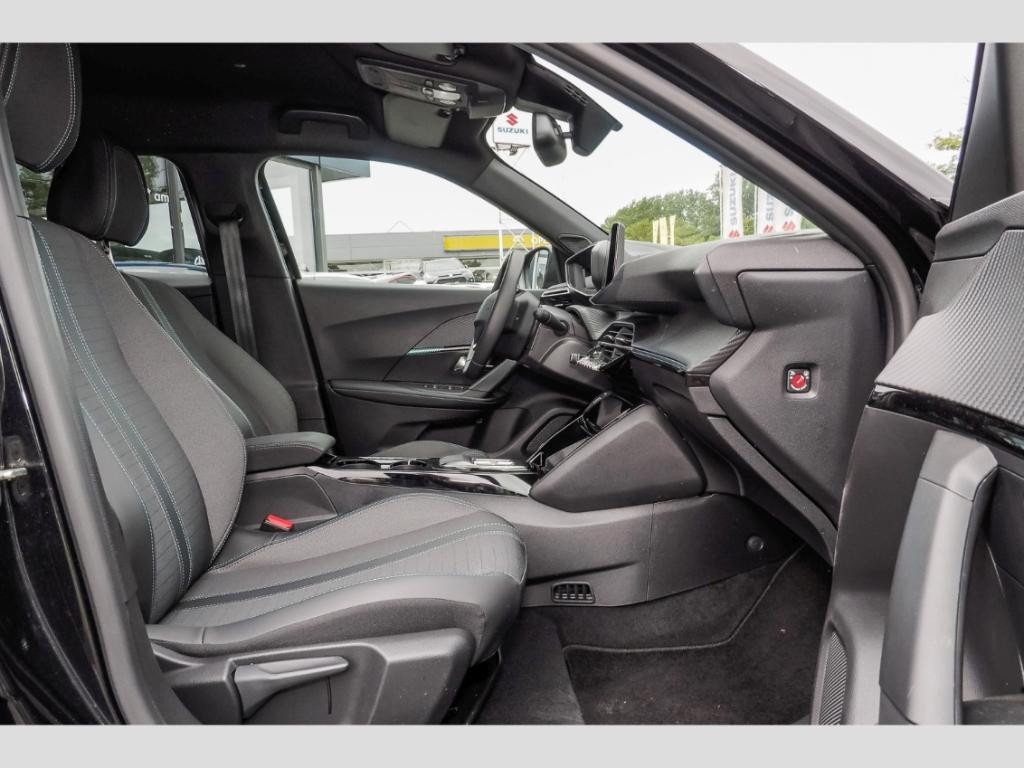 Peugeot e-2008