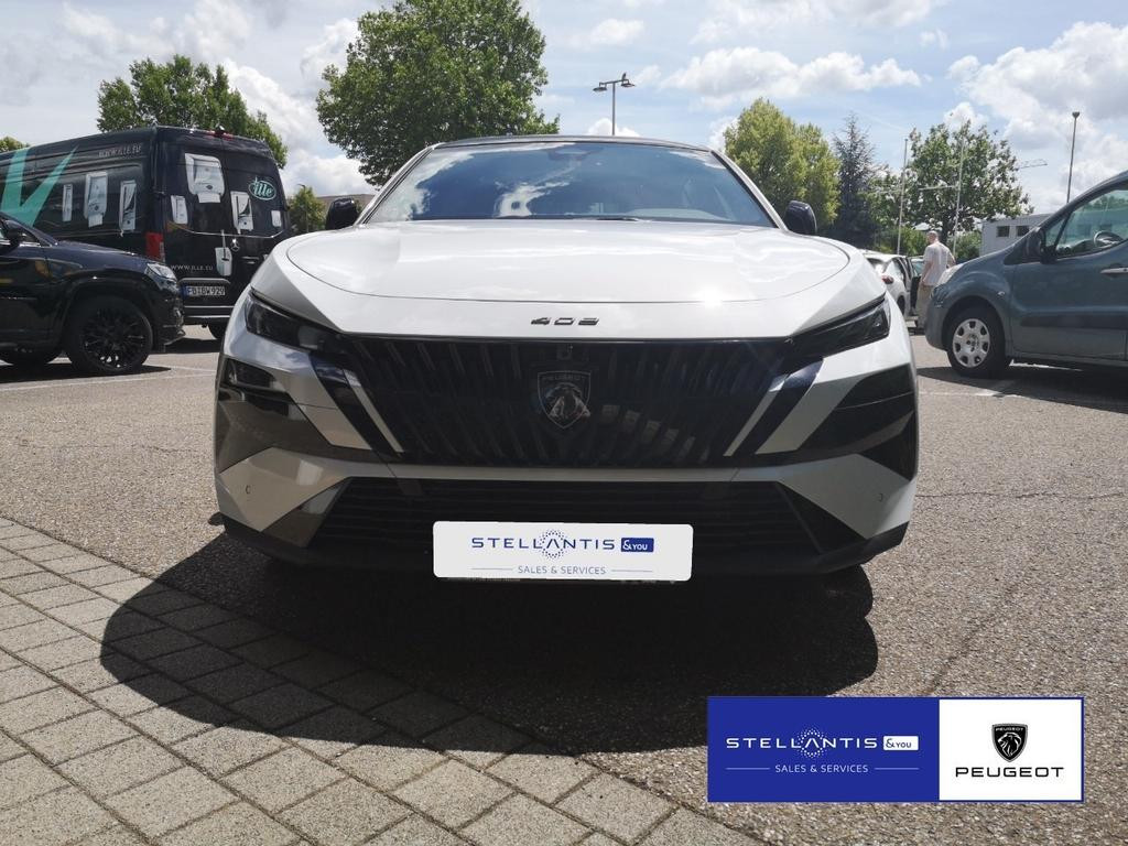 Peugeot 408