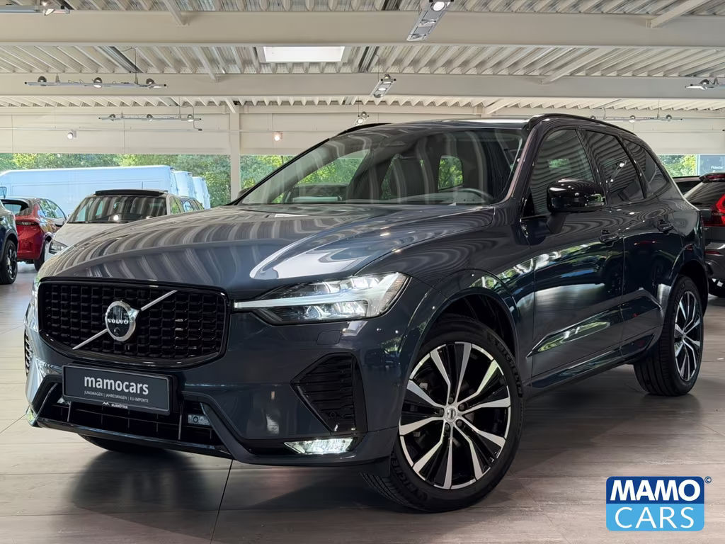 Volvo XC60 AWD Plus Dark