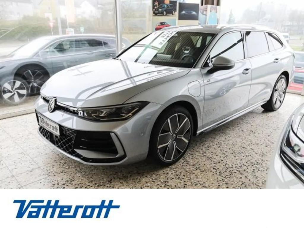 Volkswagen Passat DSG R-Line eHybrid