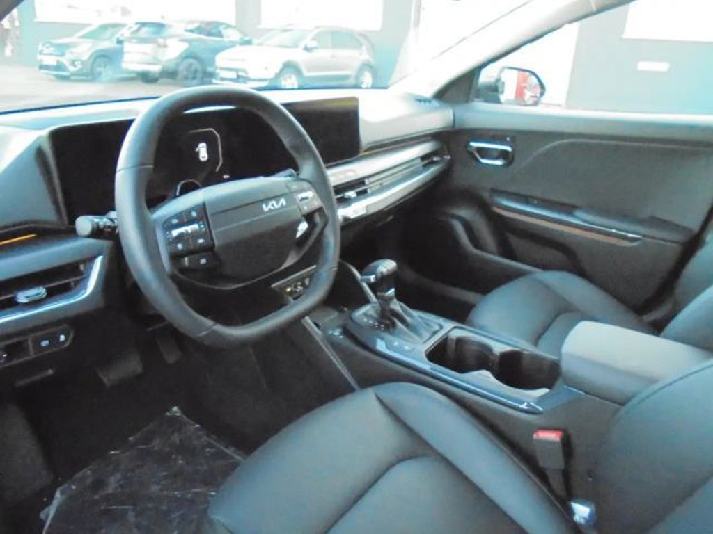 Kia K4