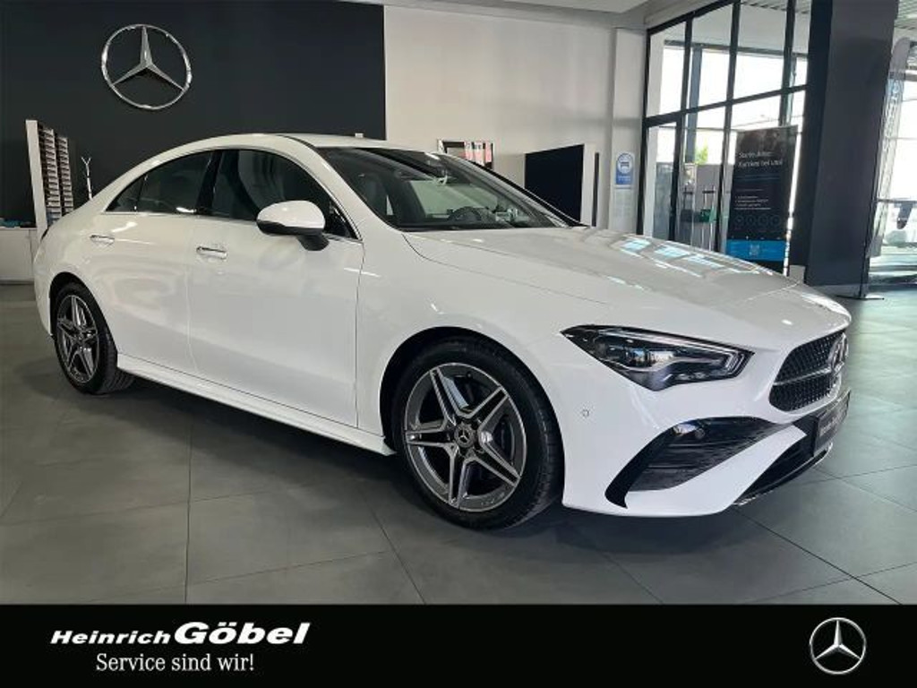Mercedes-Benz CLA-Klasse CLA 200 AMG Line Coupé