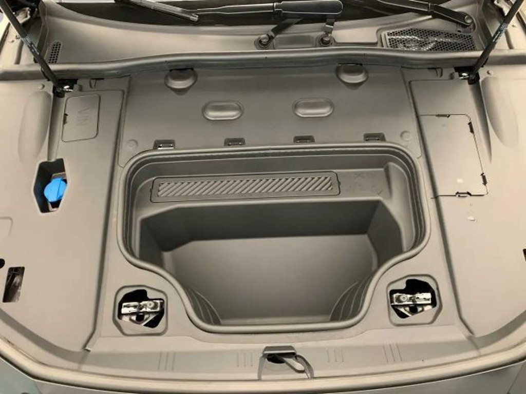 Audi S6 e-tron