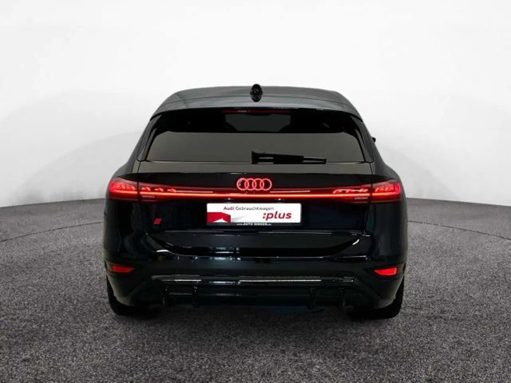 Audi S6 e-tron