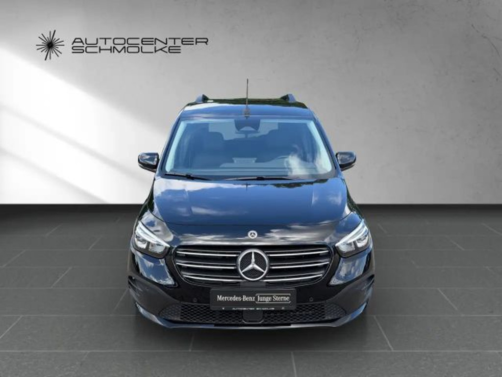 Mercedes-Benz T 180