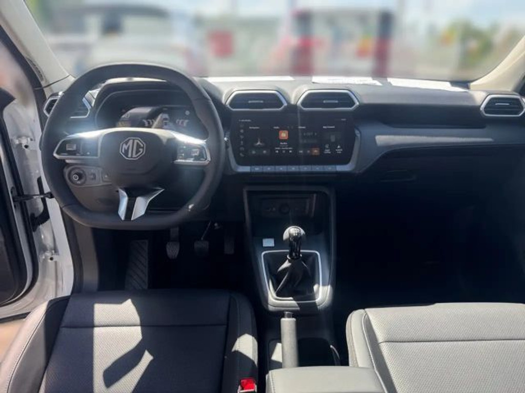 MG ZS