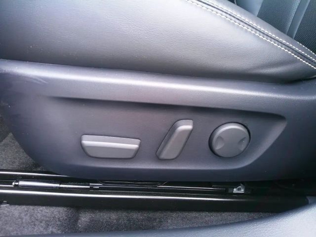 Mazda 6e
