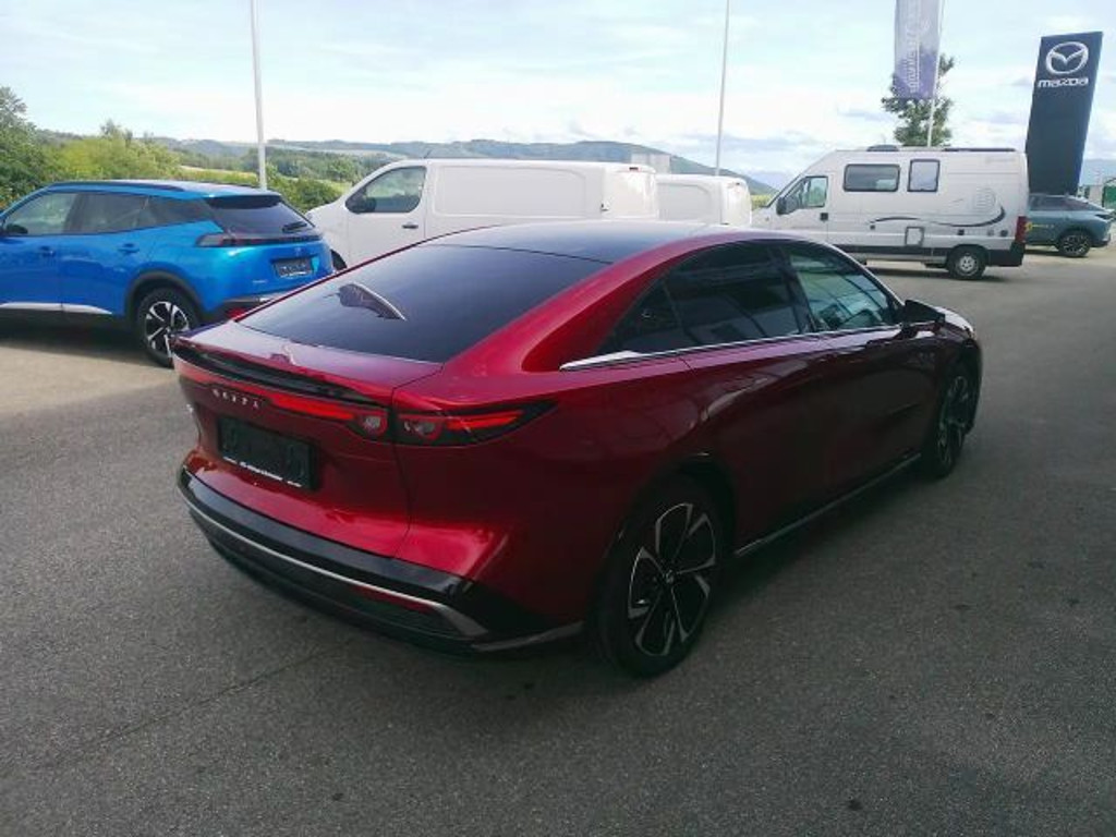 Mazda 6e