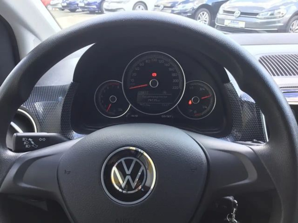 Volkswagen up! Move up! Move