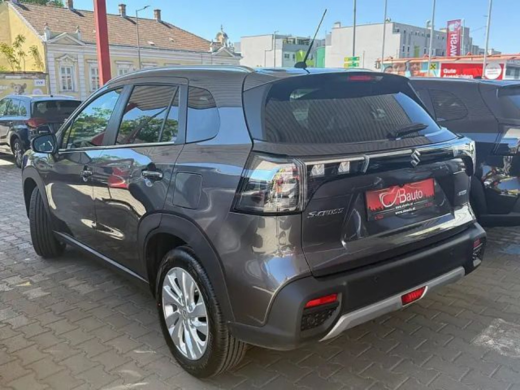 Suzuki S-Cross