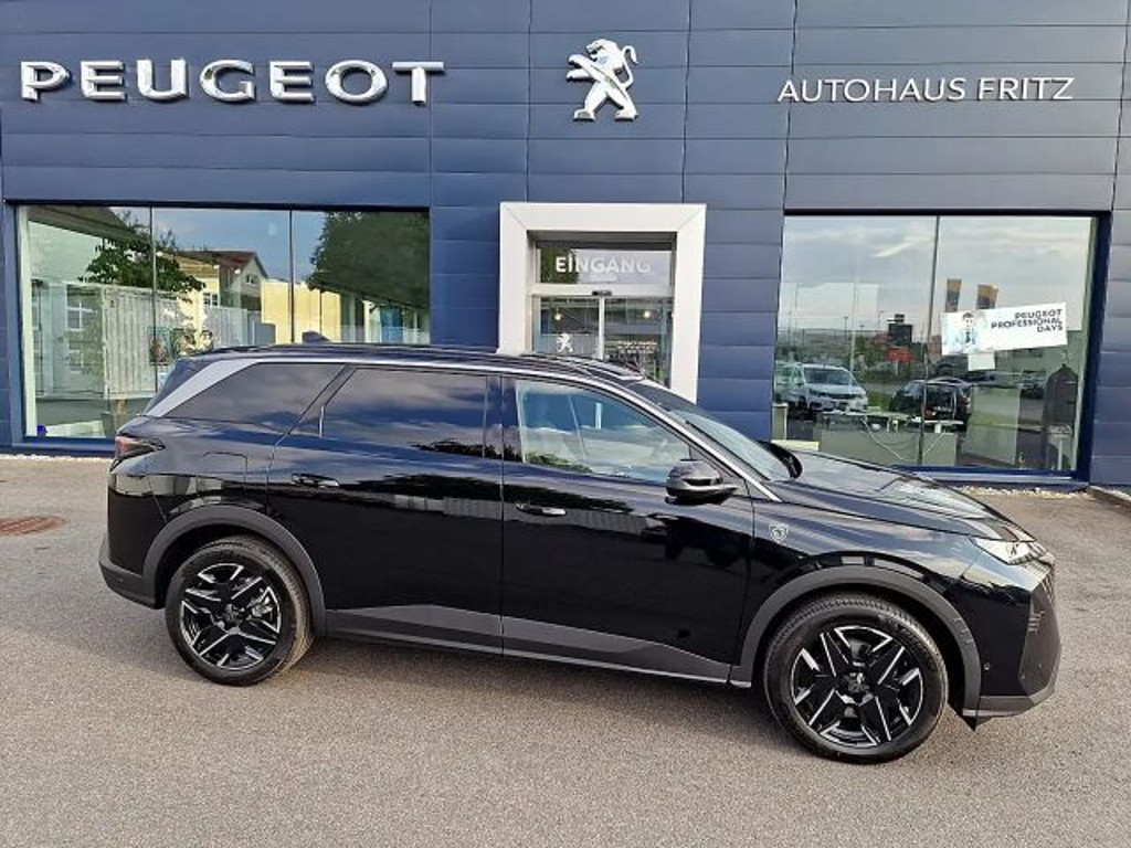 Peugeot E-5008
