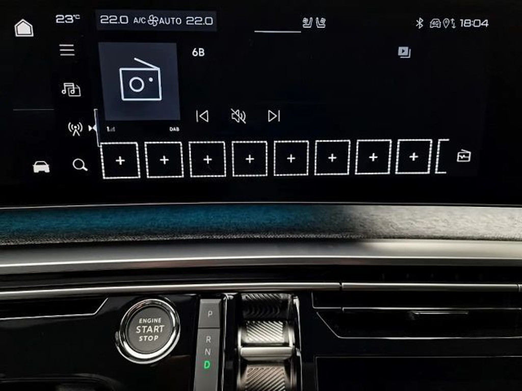 Peugeot E-5008