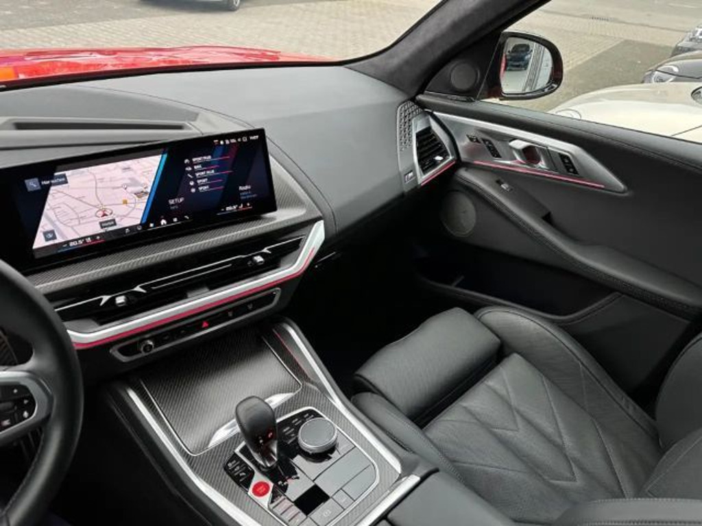 BMW XM