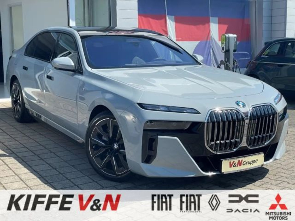 BMW i7 M-Sport xDrive Sedan