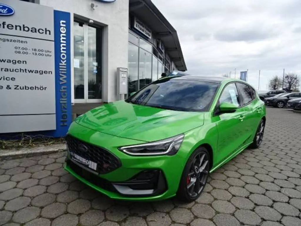 Ford Focus EcoBoost ST Line