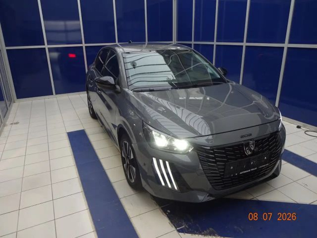 Peugeot e-208