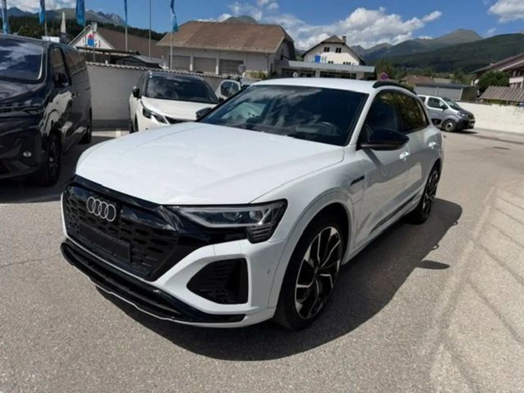Audi Q8 e-tron